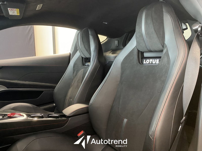 Lotus Emira usata a Bari (7)