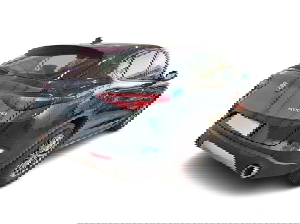 Alfa Romeo Stelvio usata a Bari (2)