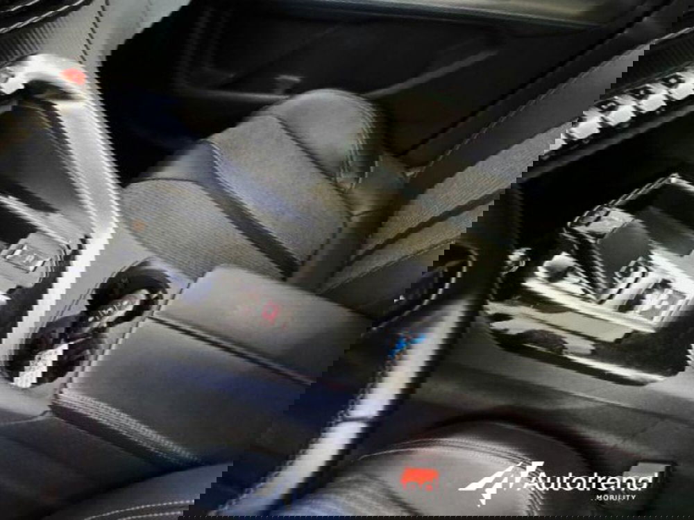 Peugeot 3008 usata a Bari (12)