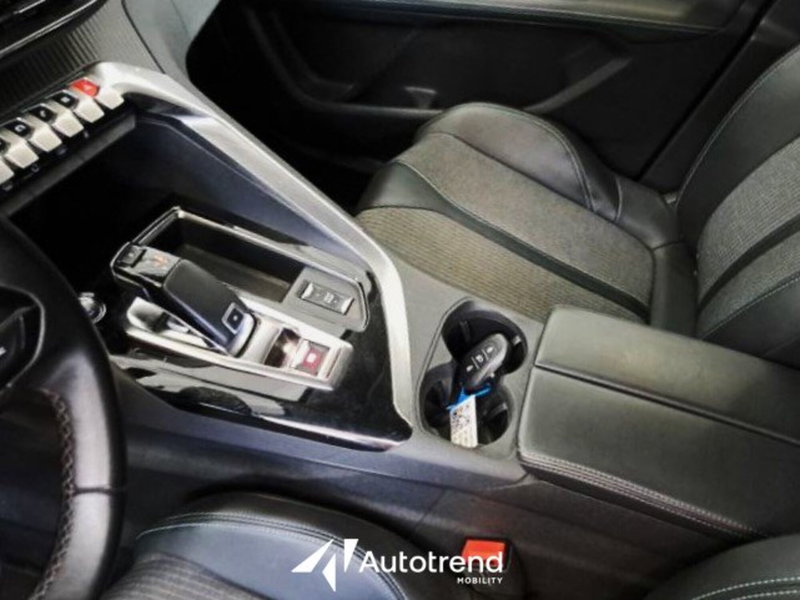 Peugeot 3008 usata a Bari (12)