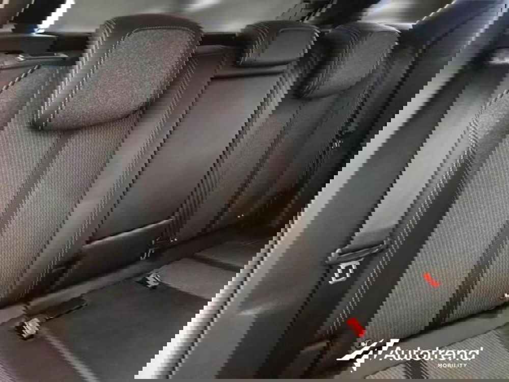 Peugeot 3008 usata a Bari (13)