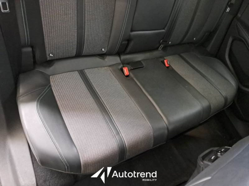 Peugeot 3008 usata a Bari (14)