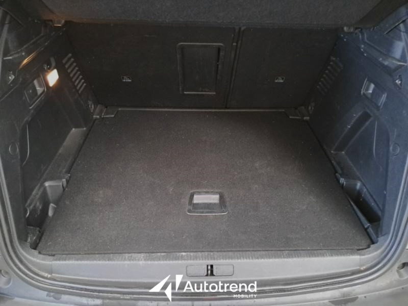 Peugeot 3008 usata a Bari (15)