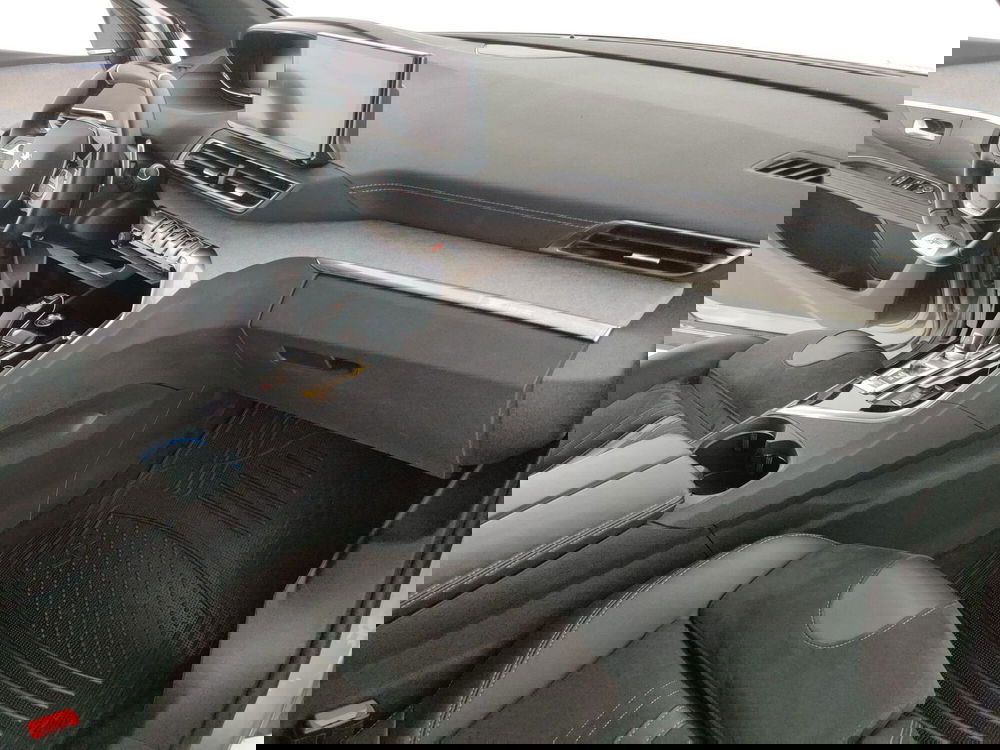Peugeot 3008 usata a Caserta (14)