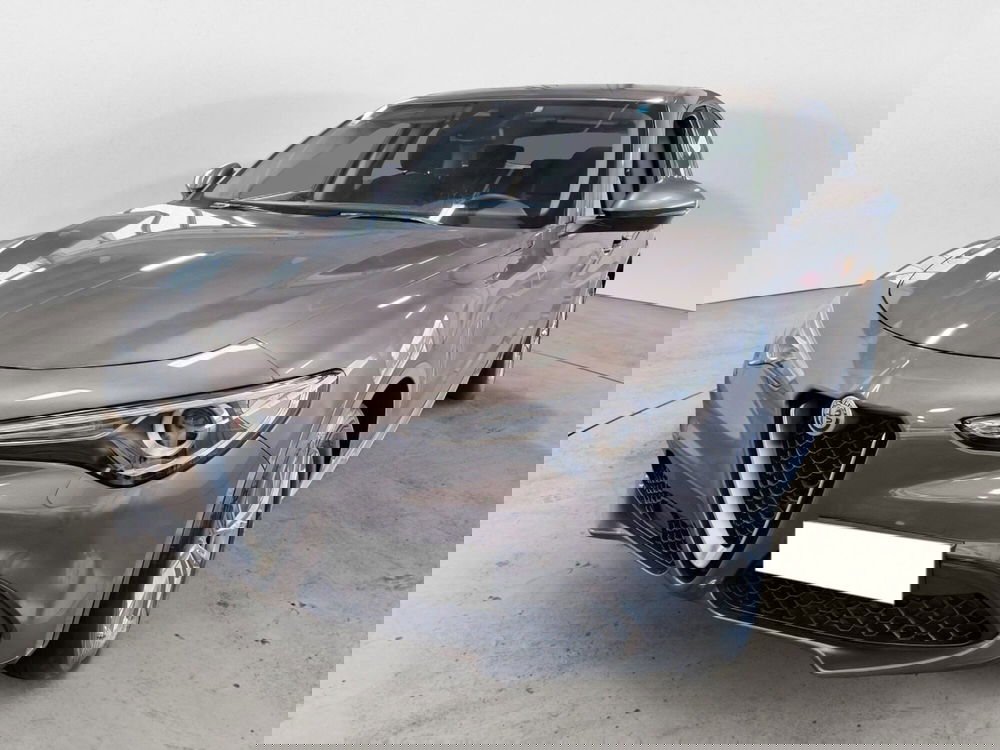 Alfa Romeo Stelvio usata a Salerno