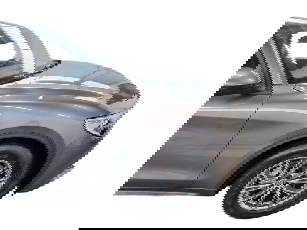 Alfa Romeo Stelvio usata a Salerno (18)