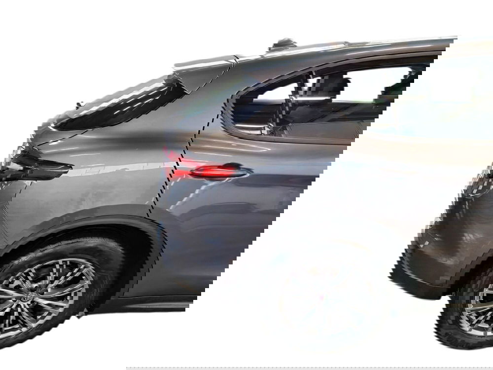 Alfa Romeo Stelvio usata a Salerno (19)