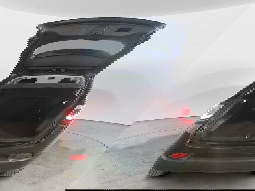 Jeep Compass usata a Salerno (8)