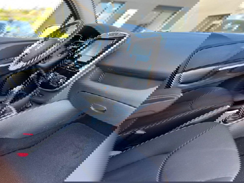 Renault Clio usata a Matera (14)