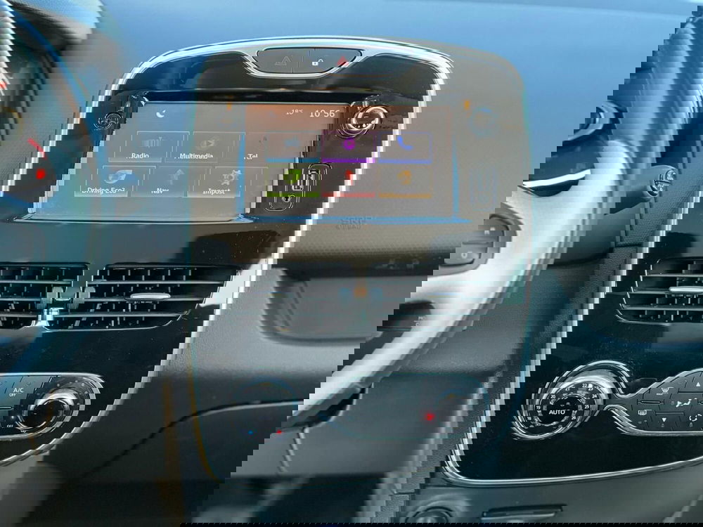 Renault Clio usata a Matera (19)