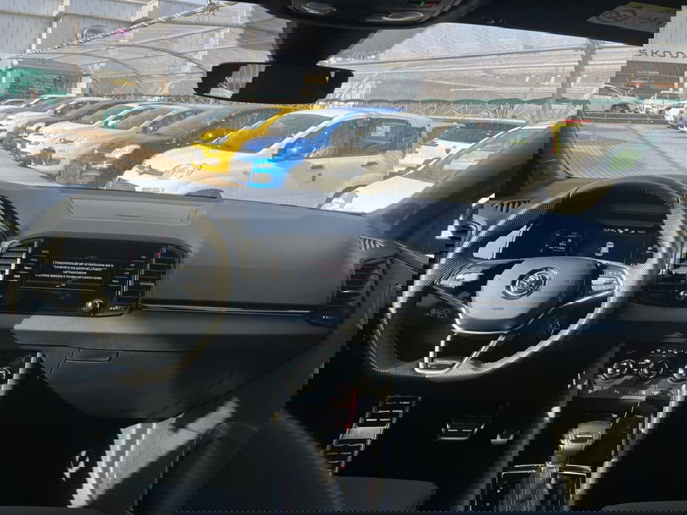 Skoda Karoq usata a Milano (15)