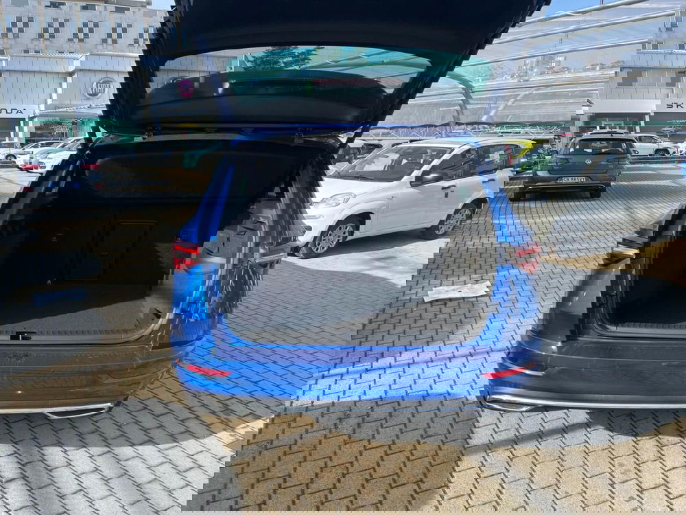 Skoda Karoq usata a Milano (9)