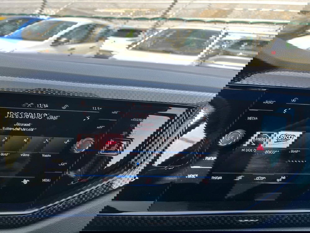 Volkswagen Taigo usata a Milano (16)