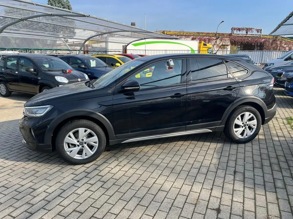 Volkswagen Taigo usata a Milano (5)