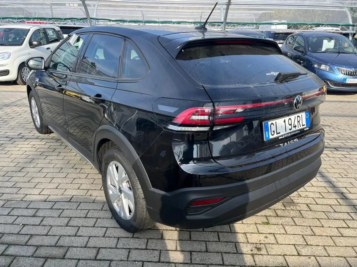 Volkswagen Taigo usata a Milano (7)
