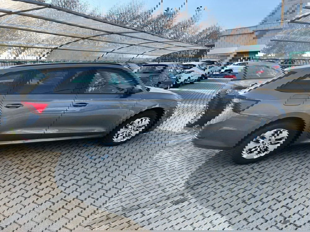 Skoda Octavia Station Wagon usata a Milano (4)
