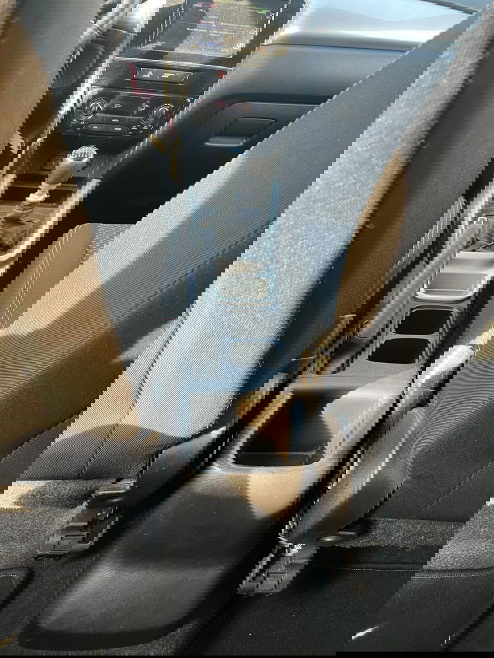 Suzuki Vitara usata a Milano (18)