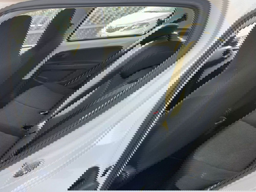 Skoda Citigo usata a Milano (14)