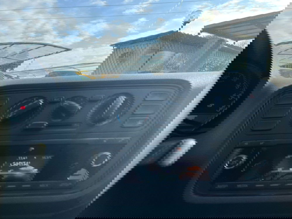 Skoda Citigo usata a Milano (16)