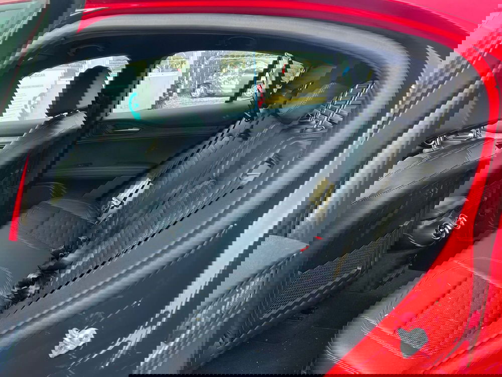 Alfa Romeo Stelvio usata a Milano (13)