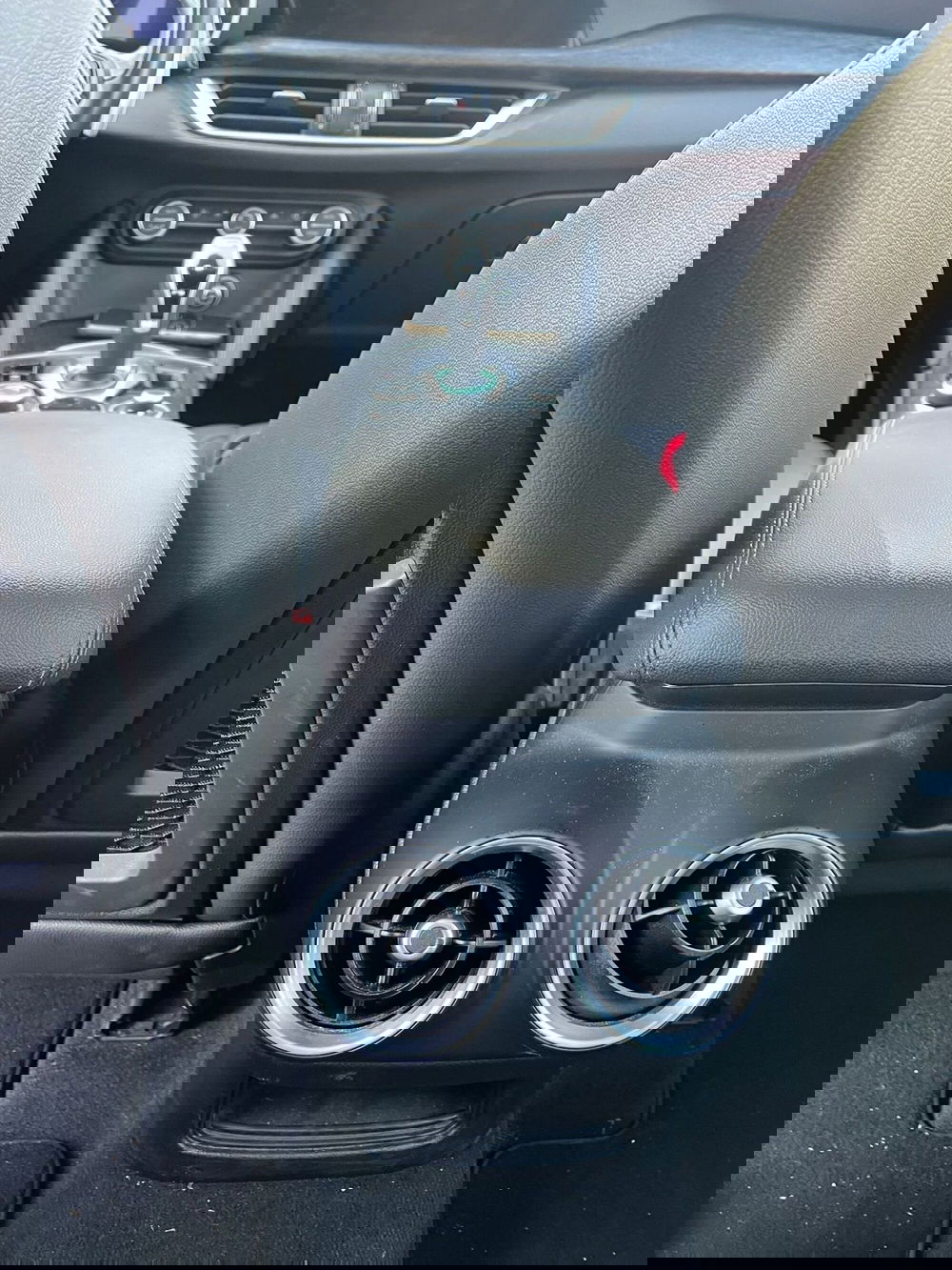 Alfa Romeo Stelvio usata a Milano (18)