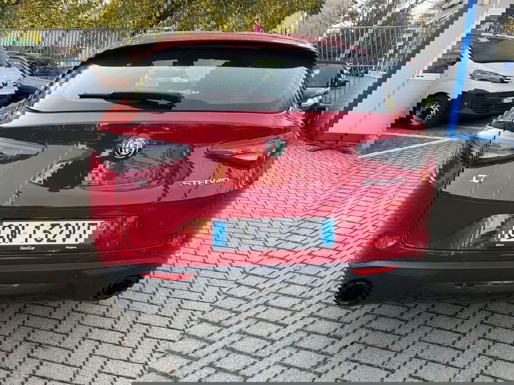 Alfa Romeo Stelvio usata a Milano (8)