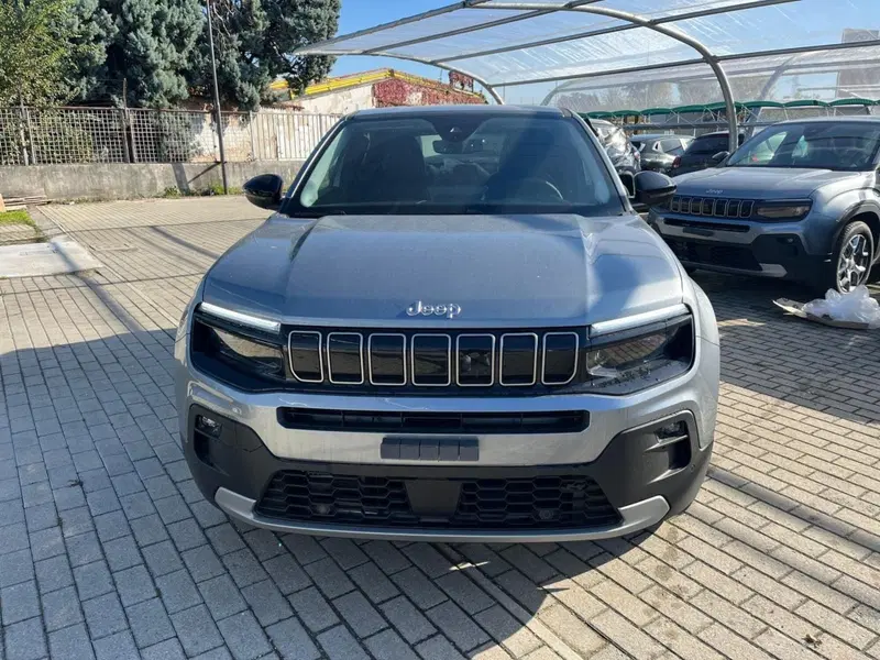 Jeep Avenger nuova a Milano (2)