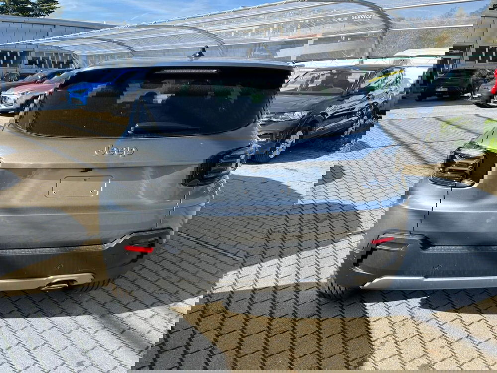 Jeep Avenger nuova a Milano (8)