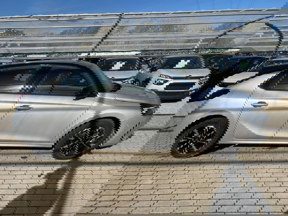 Opel Corsa usata a Milano (4)