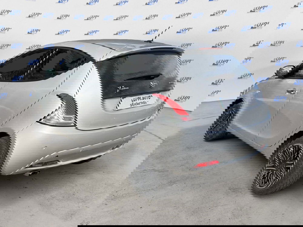 Lancia Ypsilon usata a Prato (6)