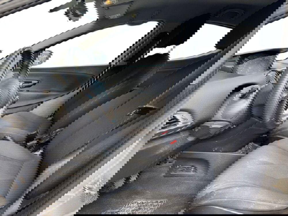 Lancia Ypsilon usata a Prato (8)