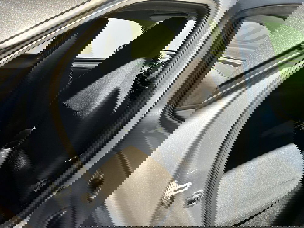 Toyota Aygo X usata a Milano (13)