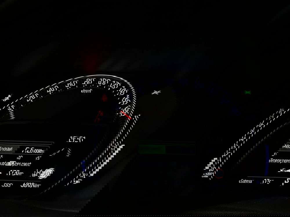 Toyota Aygo X usata a Milano (9)