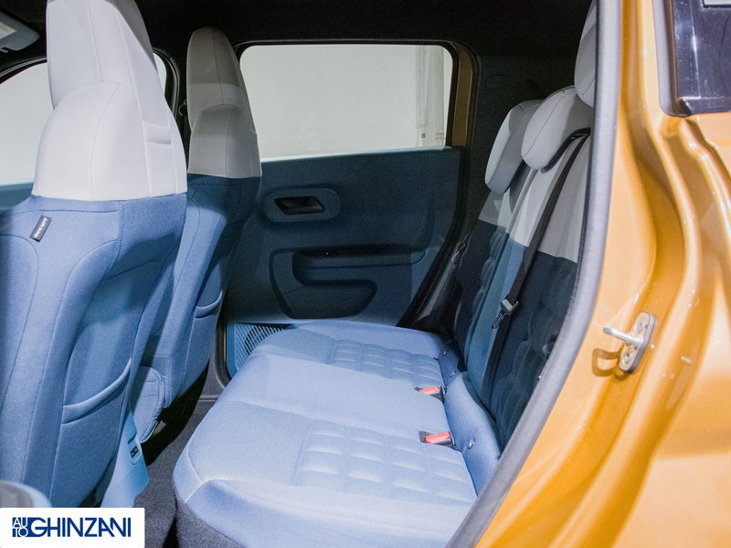 Fiat Grande Panda nuova a Bergamo (12)