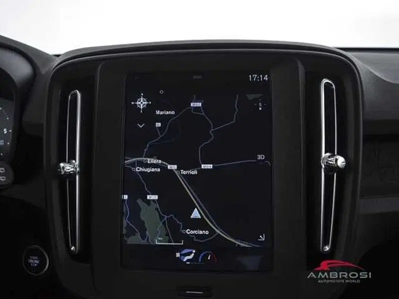 Volvo XC40 usata a Perugia (14)