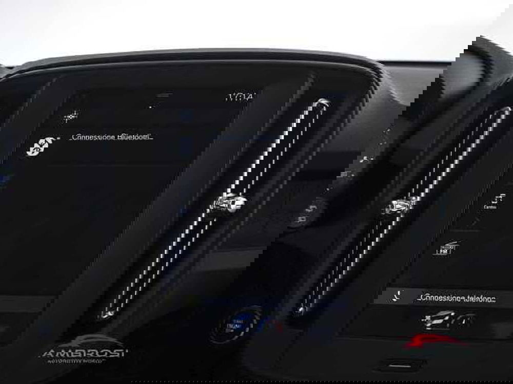 Volvo XC40 usata a Perugia (16)