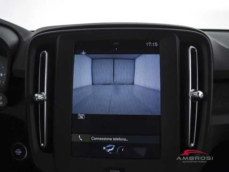 Volvo XC40 usata a Perugia (17)