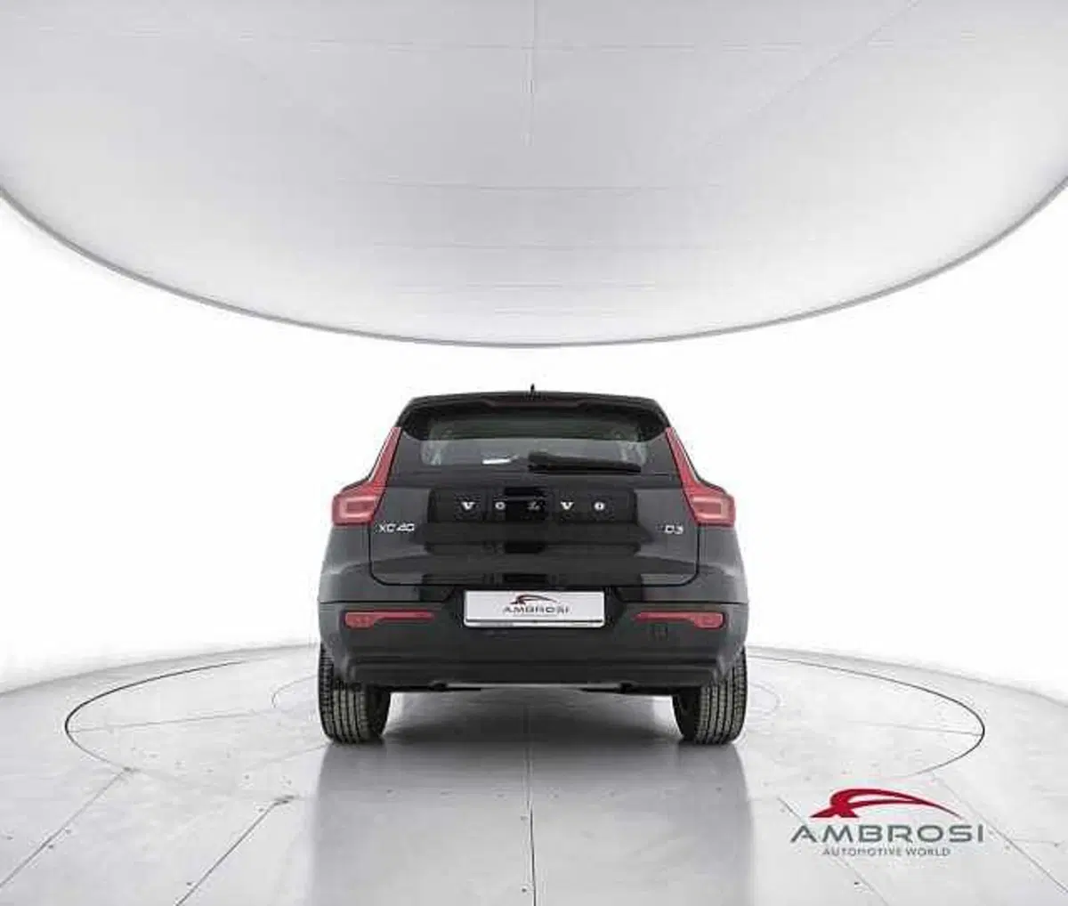 Volvo XC40 usata a Perugia (6)