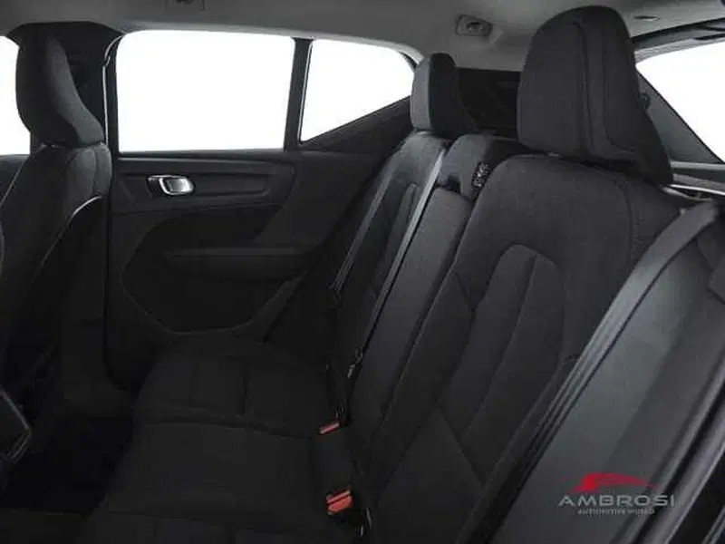 Volvo XC40 usata a Viterbo (10)