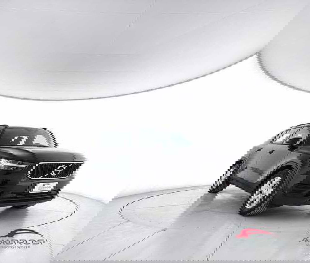 Volvo XC40 usata a Viterbo (2)