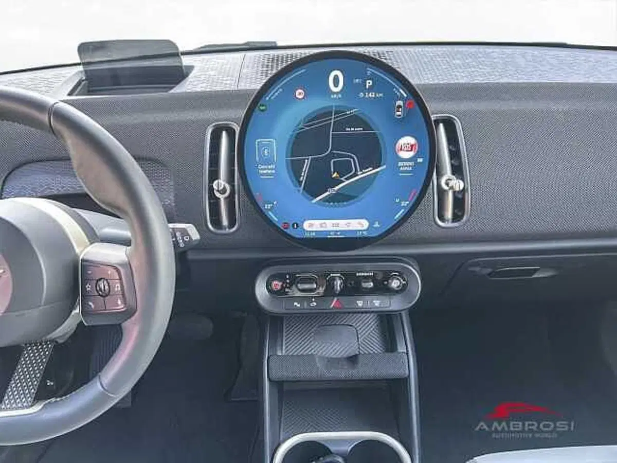 MINI Mini Countryman usata a Viterbo (16)
