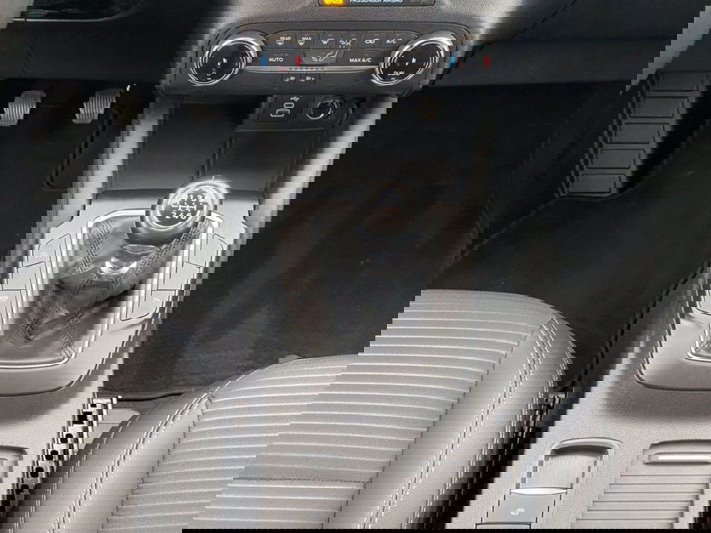 Ford Kuga usata a Milano (15)