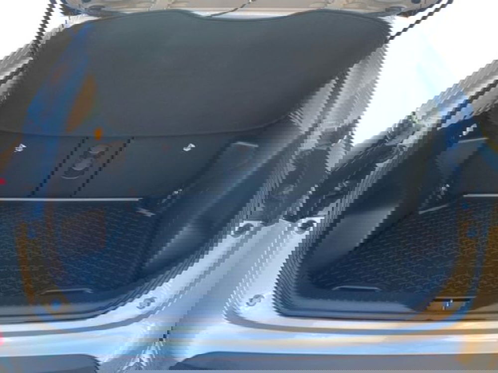 Toyota Yaris Cross usata a Vercelli (11)