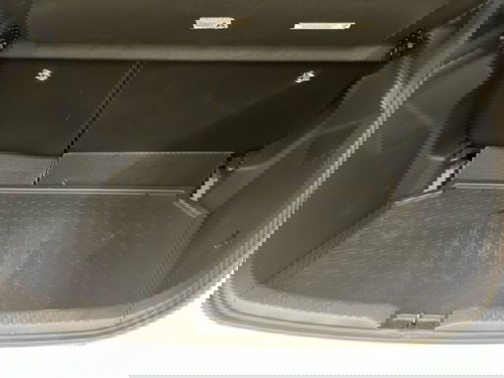 Toyota Yaris usata a Vercelli (11)