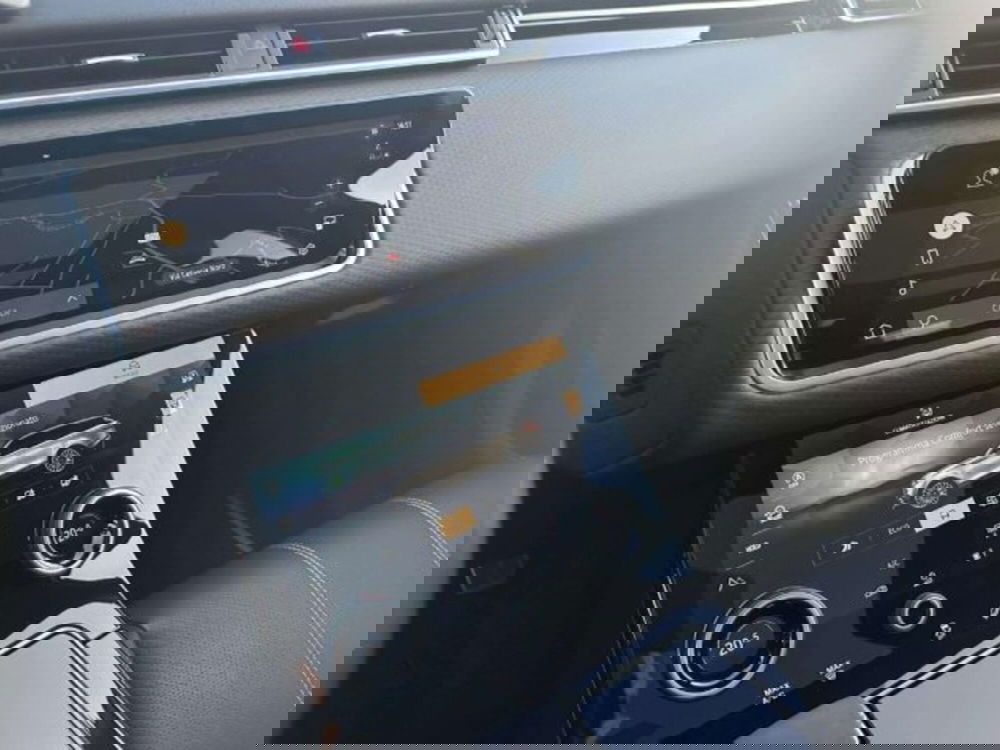 Land Rover Range Rover Velar usata a Siena (15)