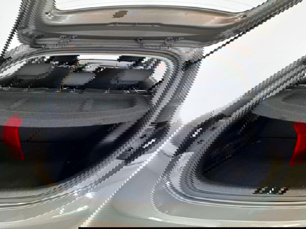 Kia Rio usata a Como (18)