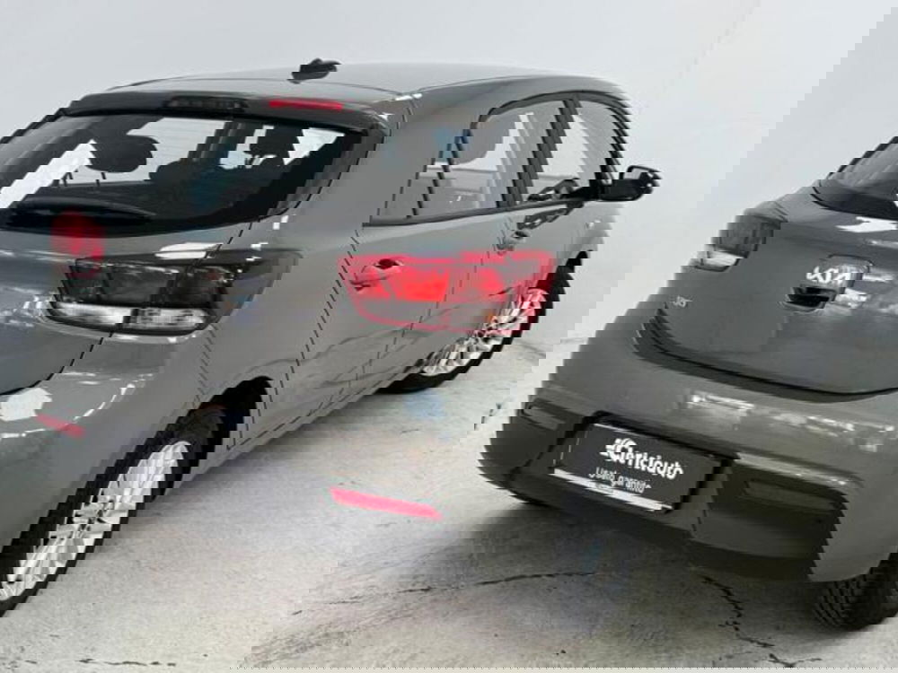 Kia Rio usata a Como (2)