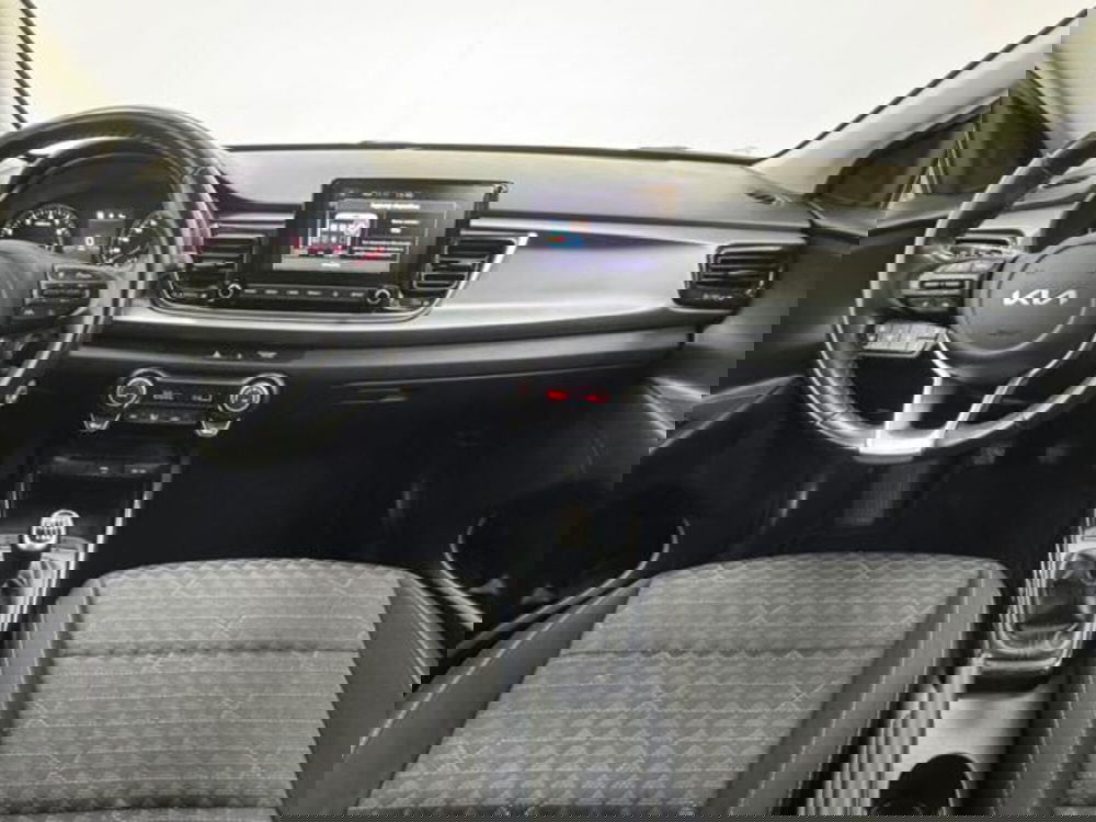 Kia Rio usata a Como (4)
