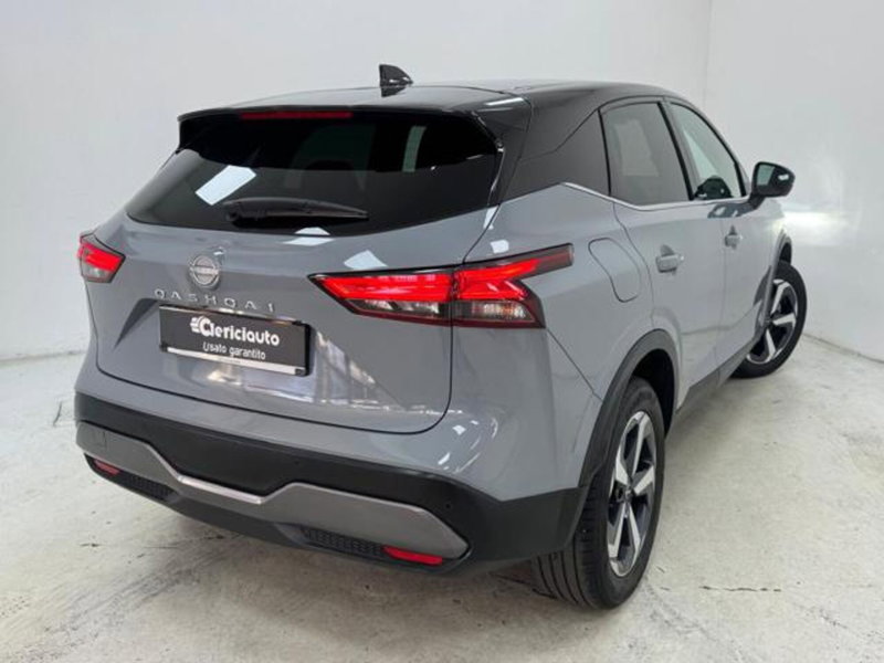 Nissan Qashqai usata a Como (2)