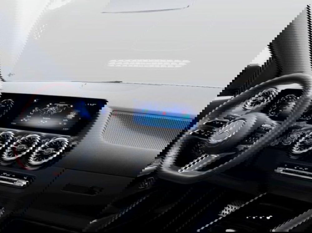 Mercedes-Benz Classe B nuova a Verona (8)